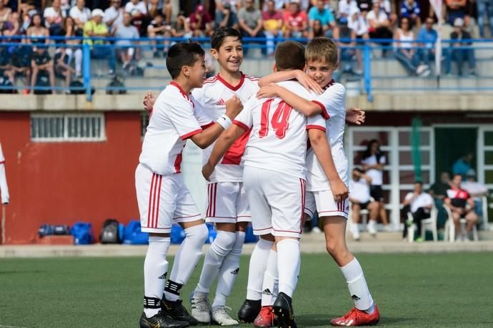 Finales de la Copa de Campeones Alevines. Final Huracan - San Fernando (Preferente)  | 16/06/2019 | Fotógrafo: Tony Hernández