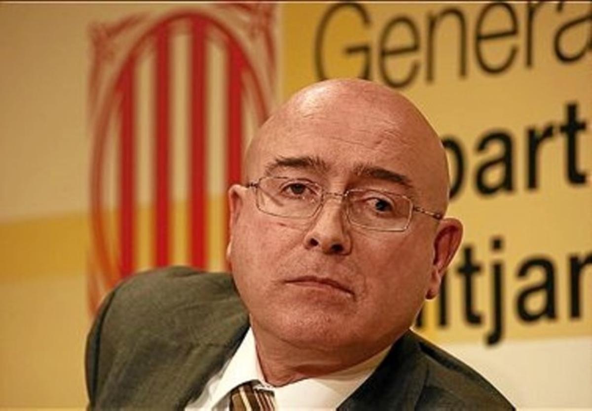 DOLGUT Tresserras, ahir, replicant a la família Centelles i al ministeri. DOLGUT Tresserras, ahir, replicant a la família Centelles i al ministeri.