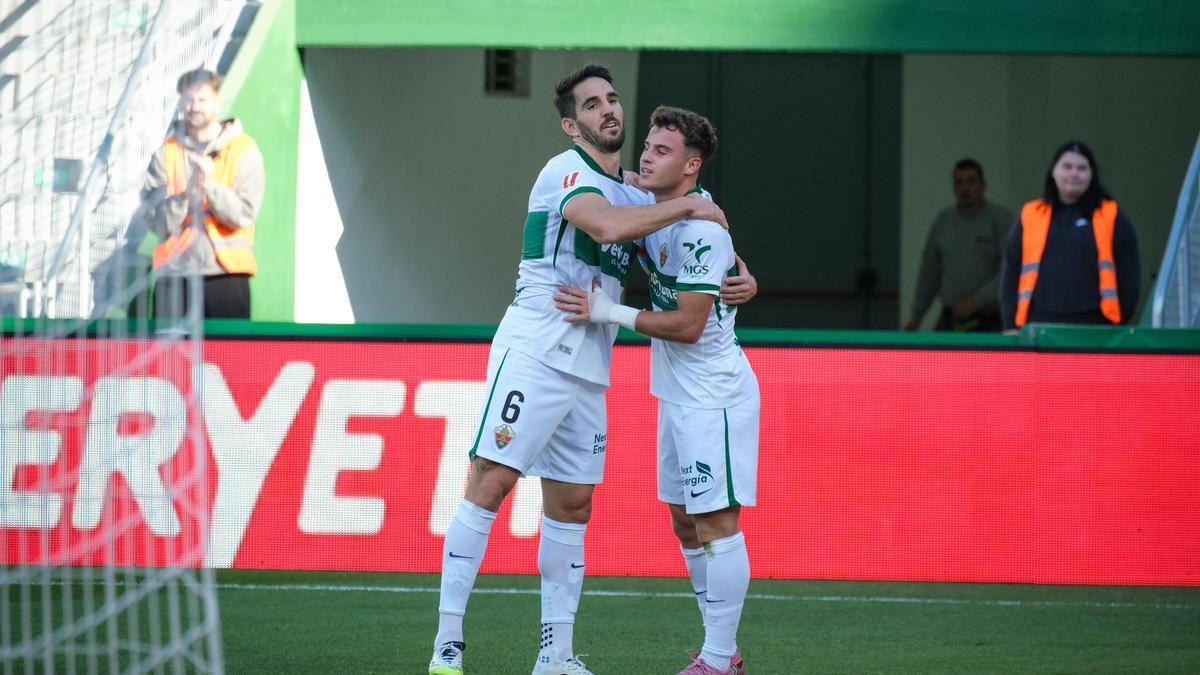 El Elche explota las debilidades del Girona