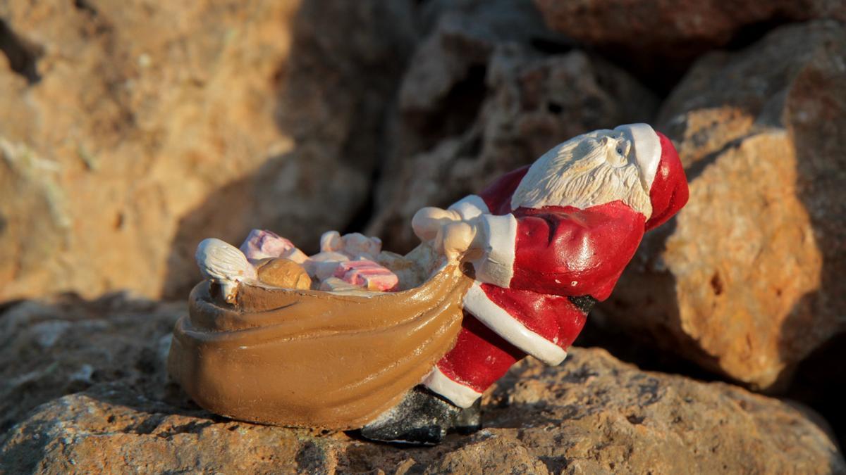 Der Weihnachtsmann muss auf Mallorca wohl bei Sonnenschein schuften.