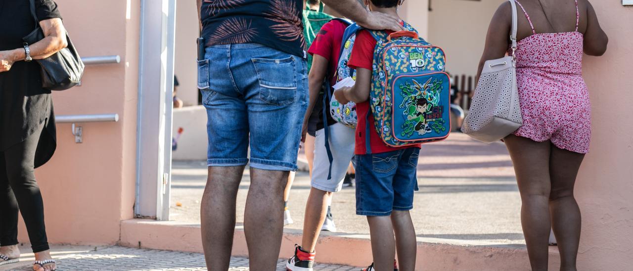 Primer día de curso en el colegio Poeta Villangómez