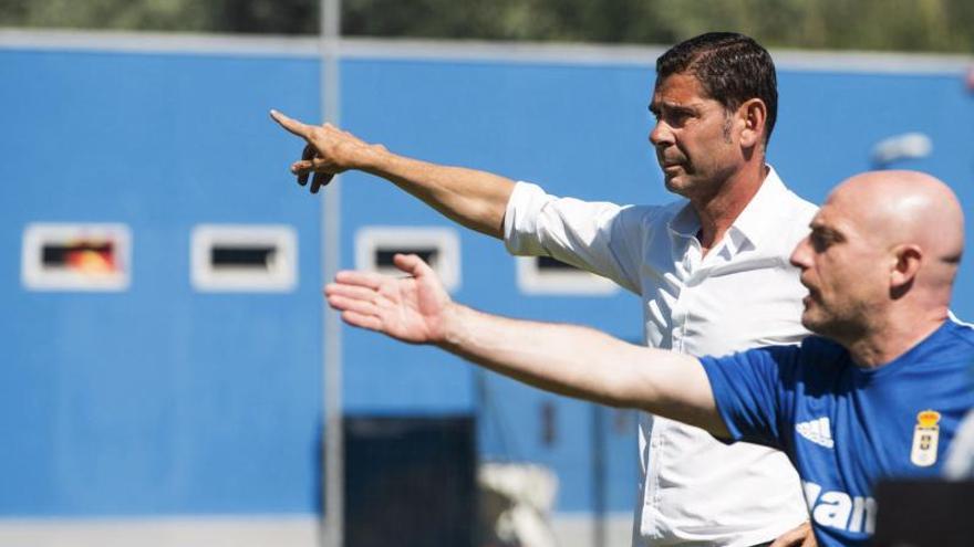 El “cuadrado mágico”, los jueves de defensa y otros detalles de la primera etapa de Julián Calero en el Oviedo