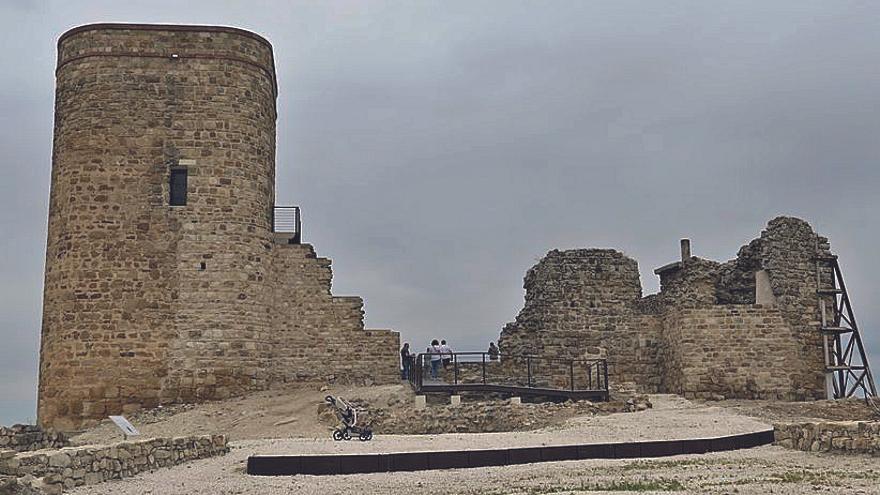 Luz verde para salvar la torre más amenazada de Torreparedones en Baena: Patrimonio autoriza una intervención clave