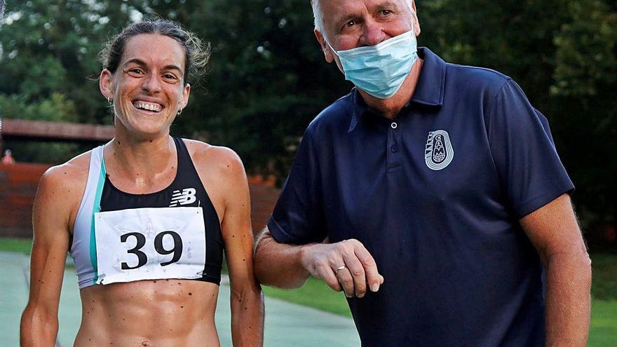 L&#039;atleta Esther Guerrero i el seu entrenador, el manresà Joan Lleonart