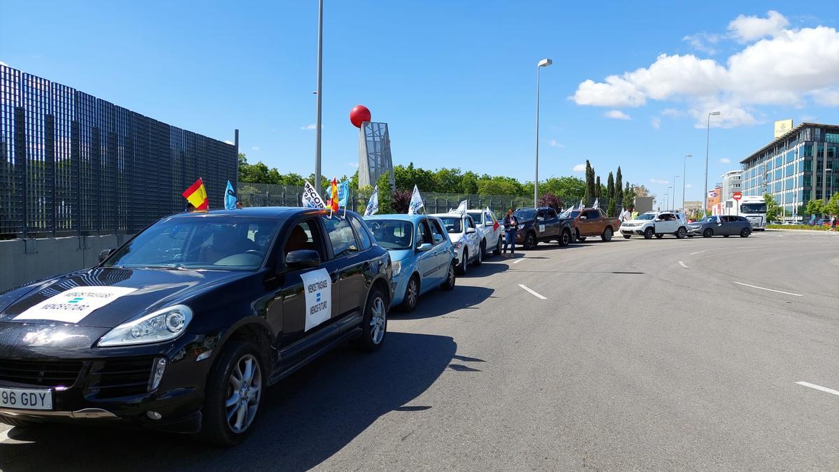 La Policía Nacional autoriza la caravana por el trasvase Tajo-Segura sin camiones tras dos horas de bloqueo