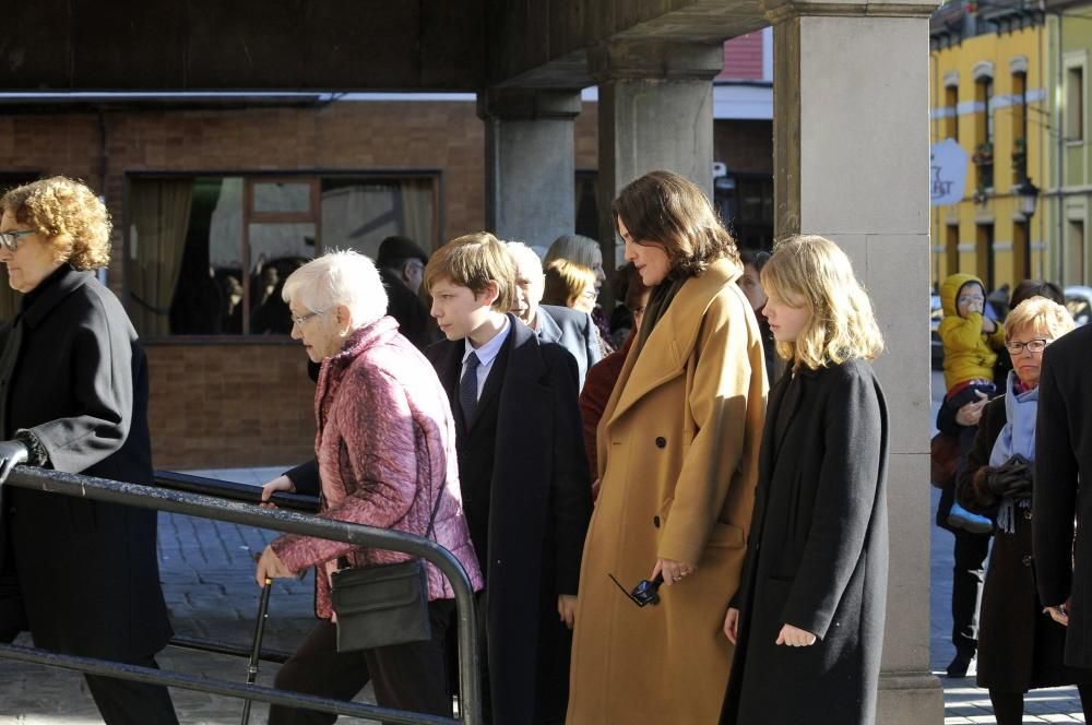 Funeral de la abuela de Laura Ponte