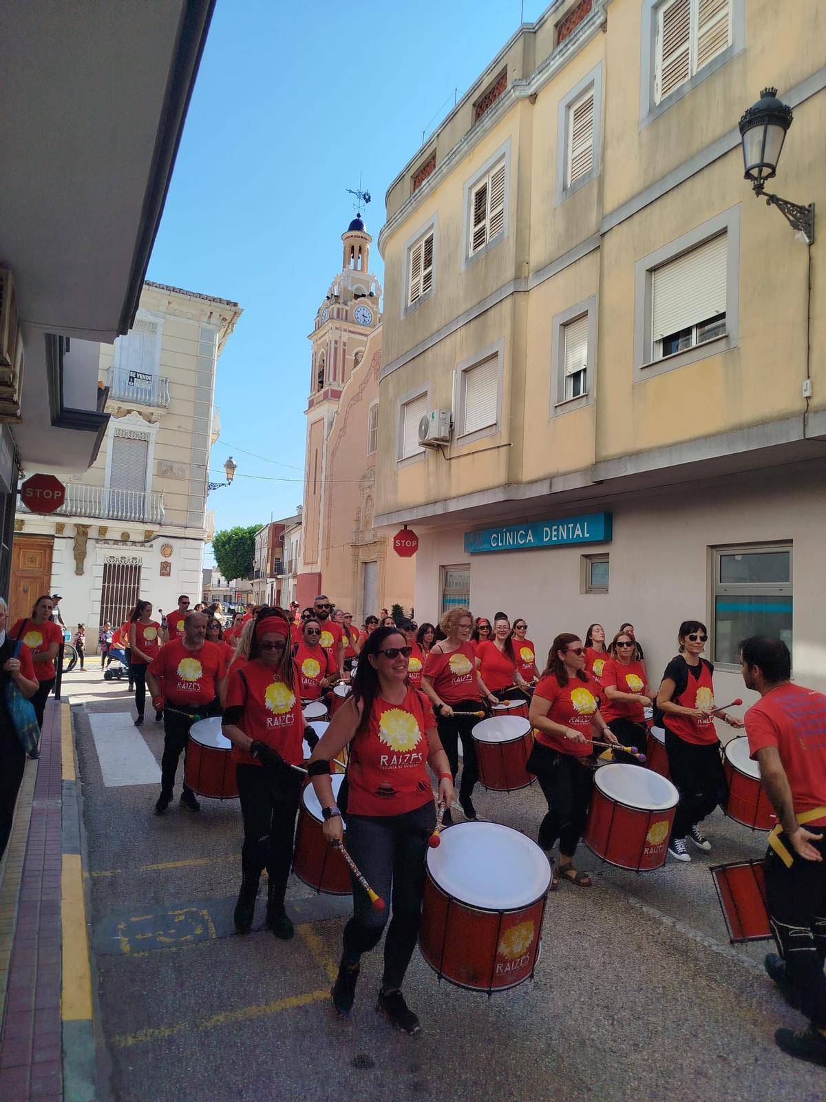 Una de las bandas que participó en los actos.