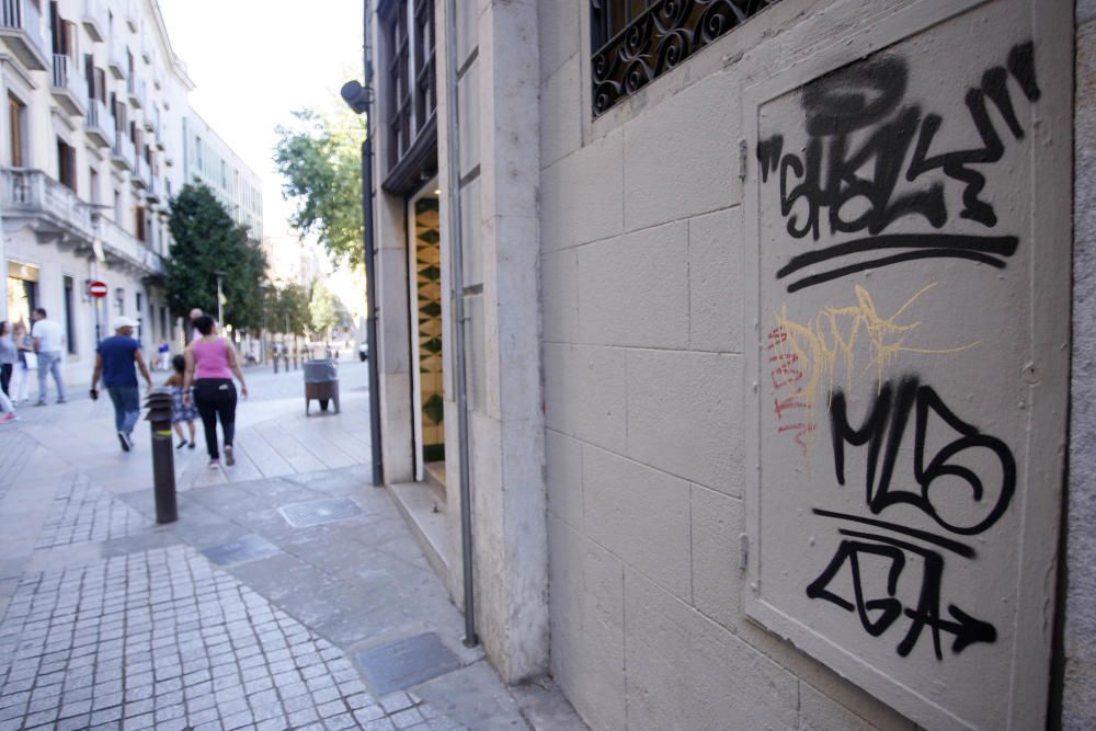 Pintades al barri del Mercadal