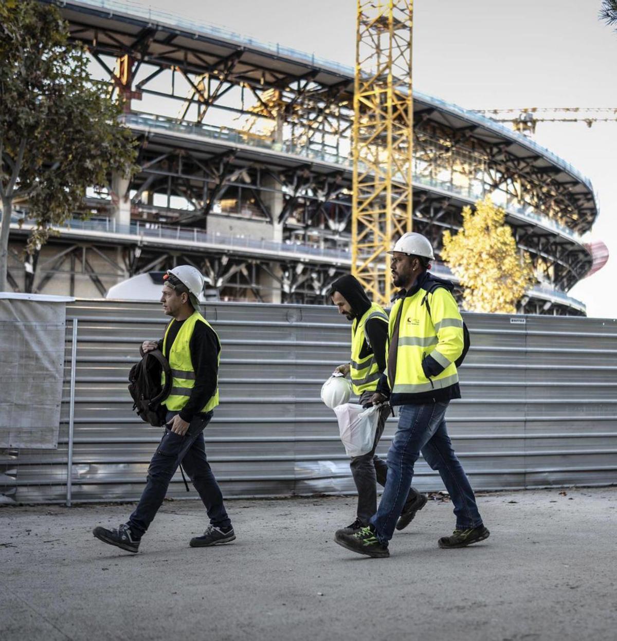 Una subcontracta de les obres del Camp Nou acomiada més treballadors turcs