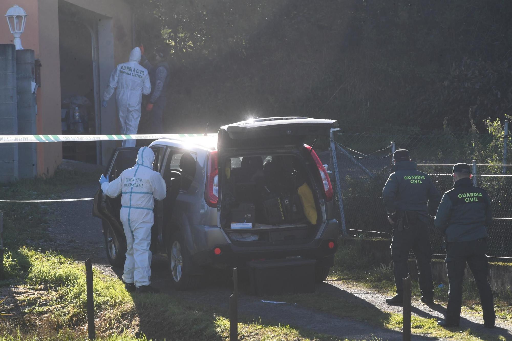 Nuevas pesquisas en la casa donde asesinaron a una mujer en Oza-Cesuras