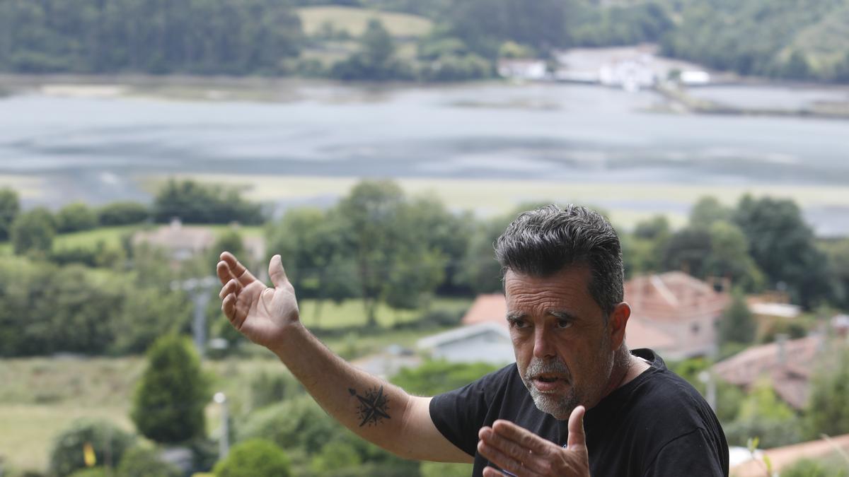 La ría de Villaviciosa se malbarata: la ruina de un entorno privilegiado asturiano