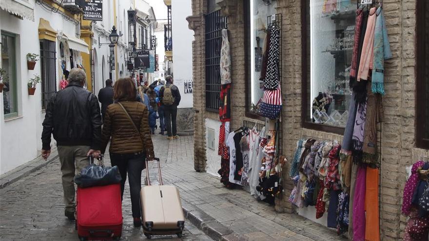 Controlar apartamentos y bares de inmediato, demanda de La Axerquía