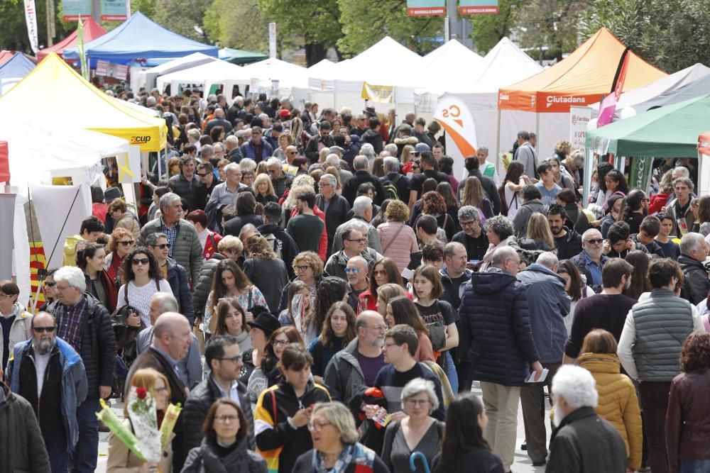 Diada de Sant Jordi 2019 a Girona.