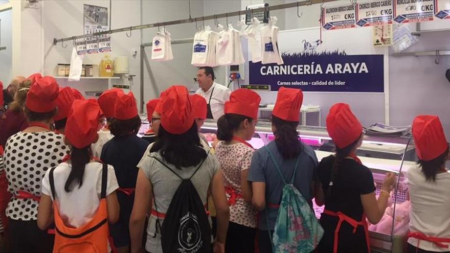 Escolares aprenden a cocinar de forma sana