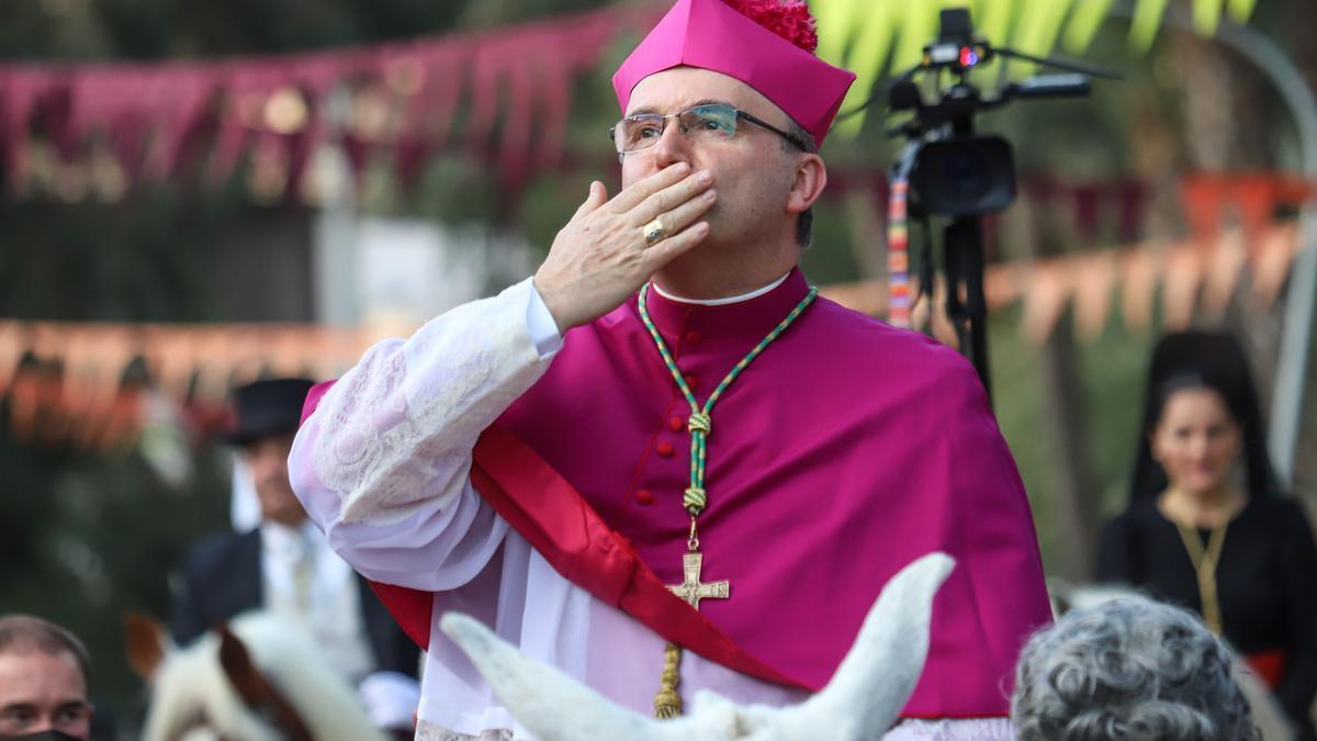 José Ignacio Munilla, durante la toma de posesión como nuevo obispo de la diócesis de Orihuela Alicante.