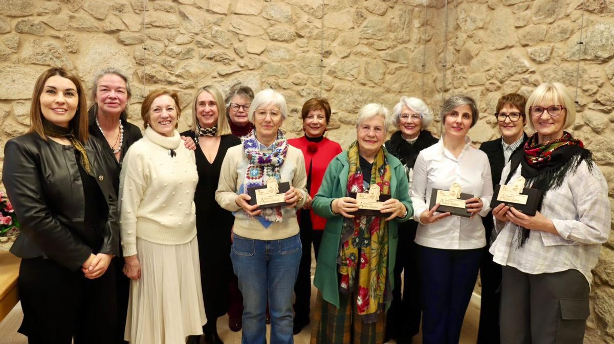 Las premiadas, durante la gala de ayer. |