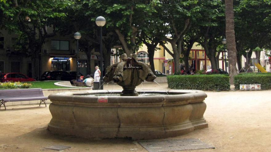 La plaça de l&#039;Estació de Figueres.