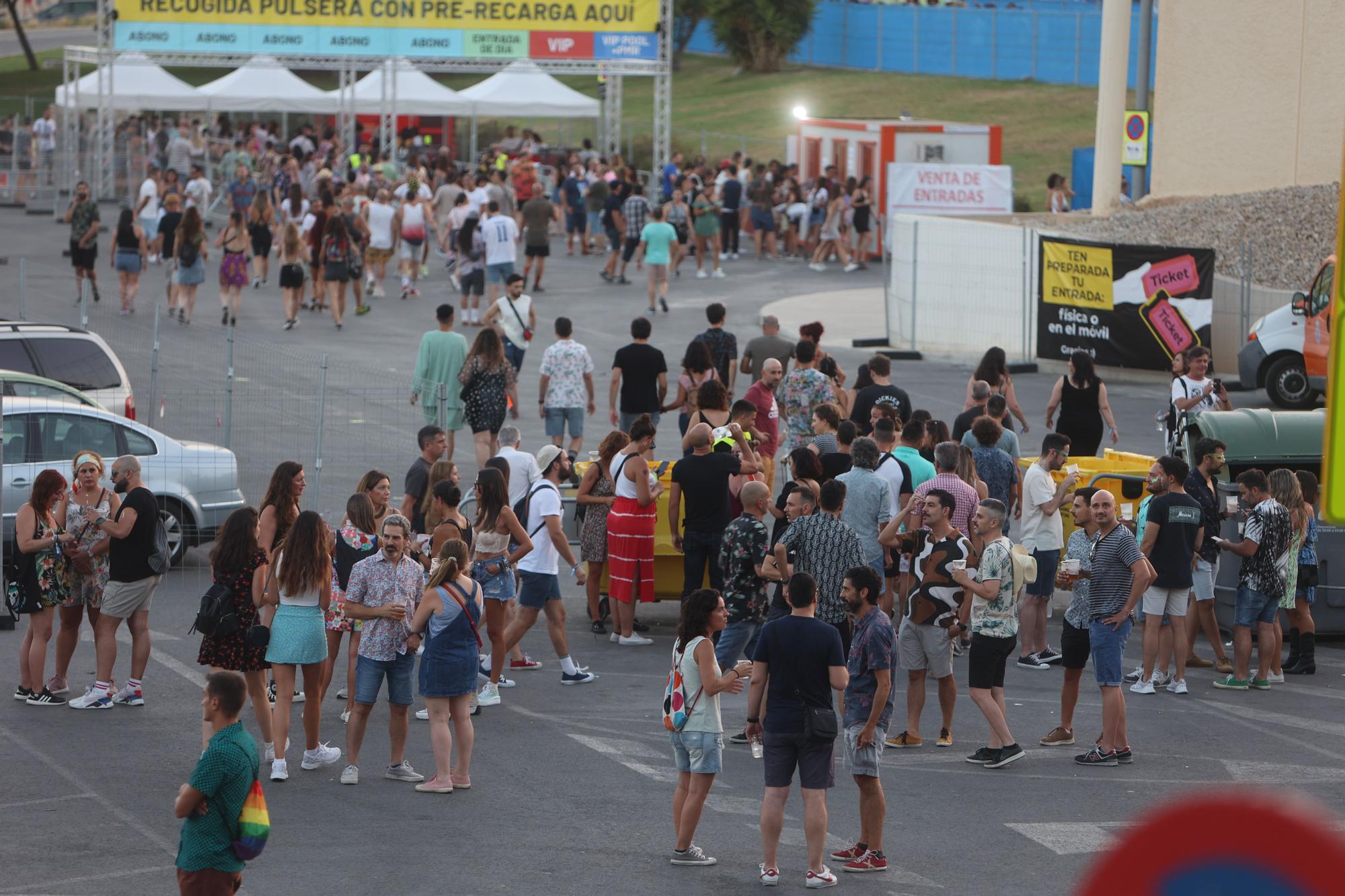 Rotundo éxito de público en el primer día del Low Festival en Benidorm