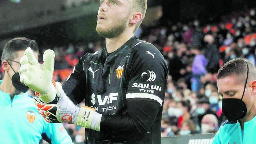 Cillessen y Guedes pueden salir próximamente