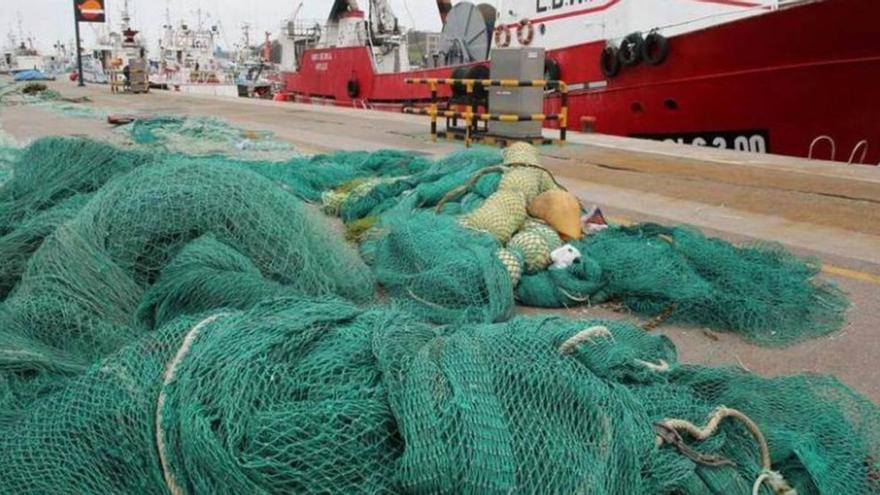 Redes de pesca convertidas en asfalto en la Politécnica de Zamora