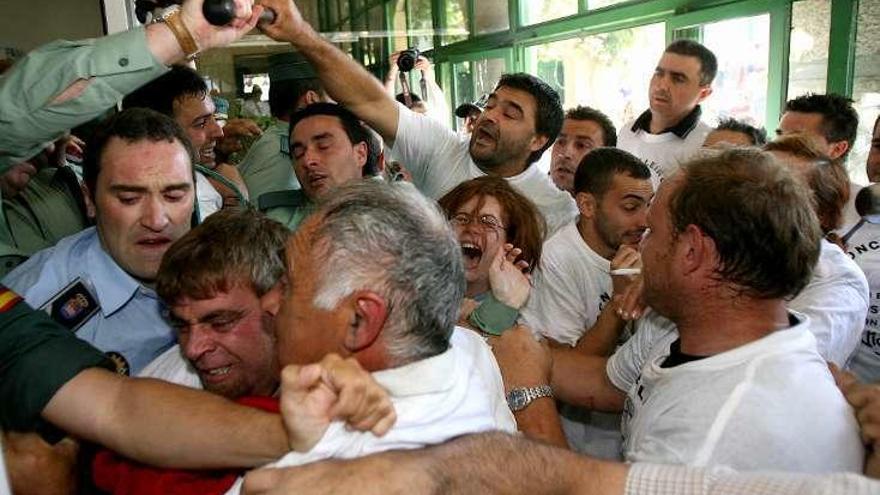 Un momento de la protesta contra el PXOM de Nigrán en 2006.