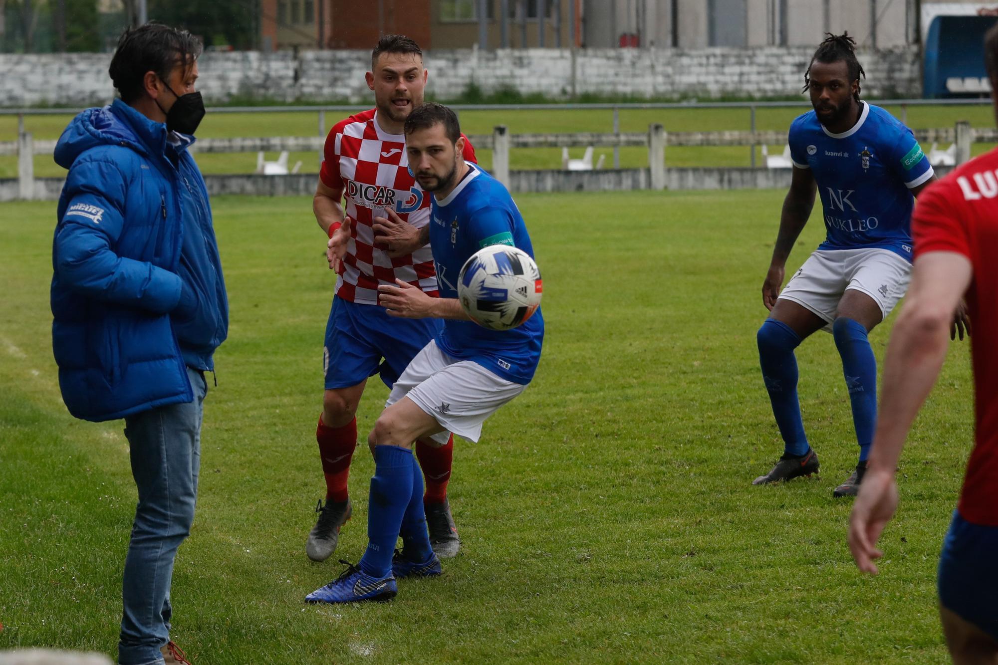 Las mejores imágenes de la jornada de Tercera División: Ceares y Llanera sacan un billete a Segunda RFEF