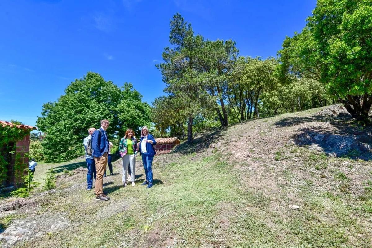 Una de las visitas de la consellera Paneque a las Muntanyes de Prades.