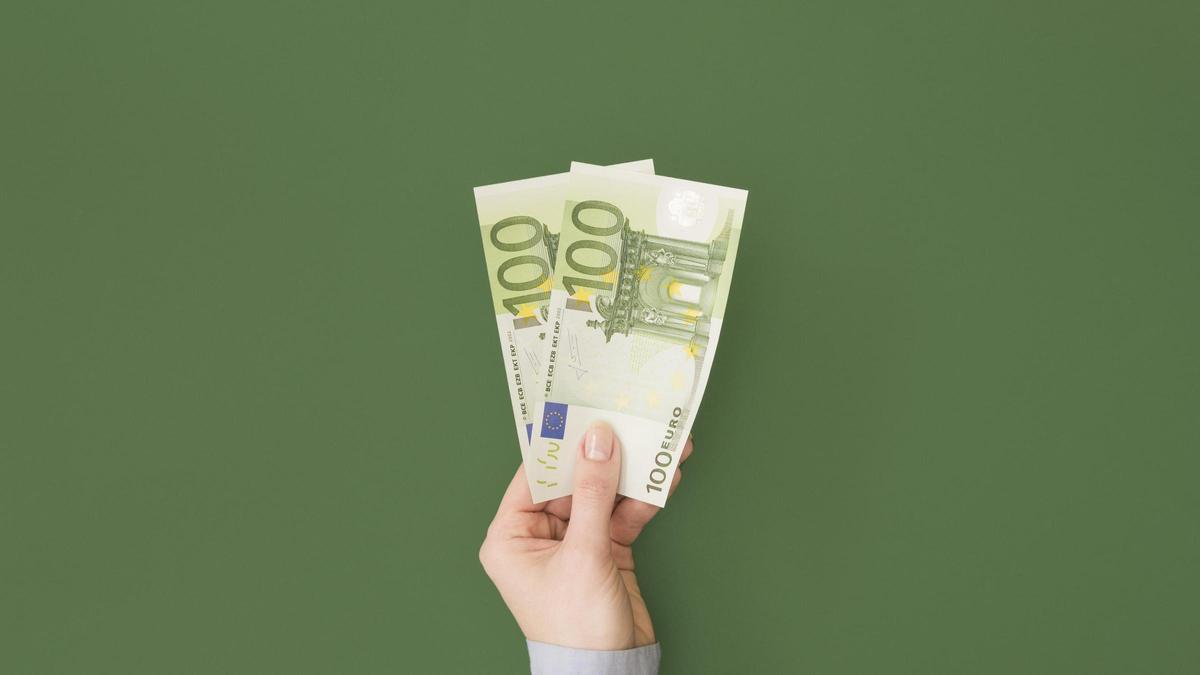 ¿Cómo saber si me han aceptado la ayuda de 200 euros? Te enseñamos a ...