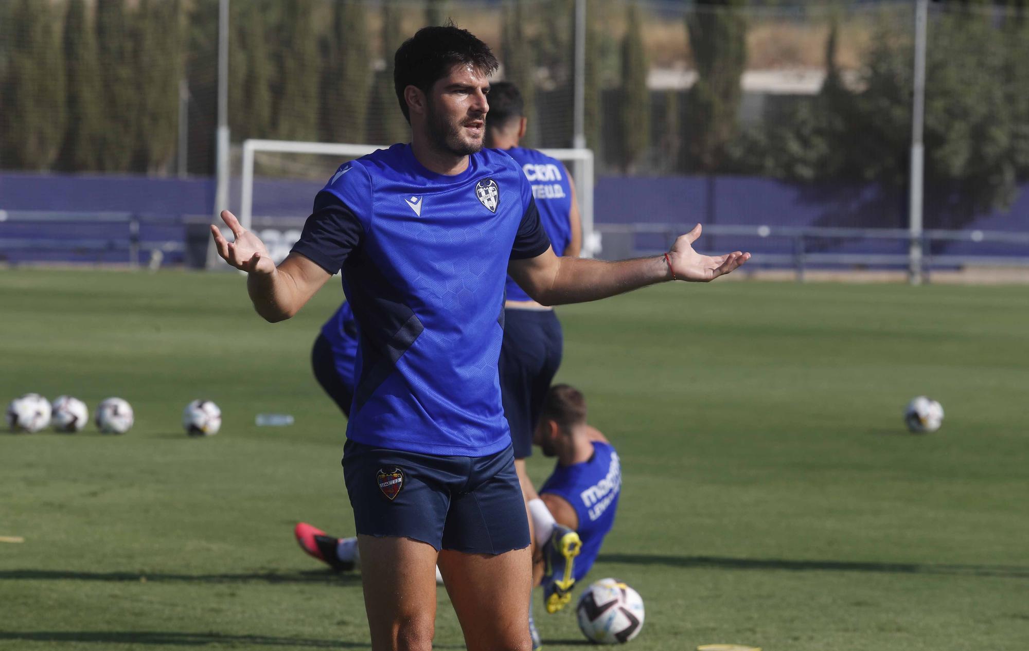 Sesión en Buñol del Levante UD