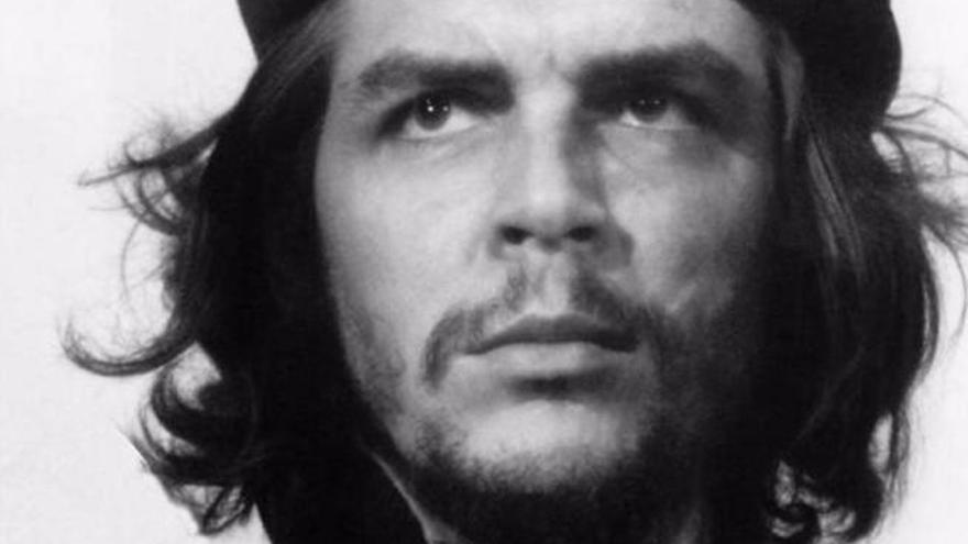 Se subasta por 18.000 euros la cámara con la que Alberto Korda fotografió al &#039;Che&#039; Guevara