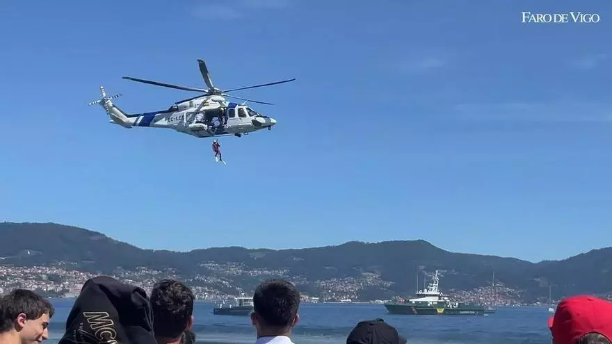 Simulacro de rescate de salvamento marítimo