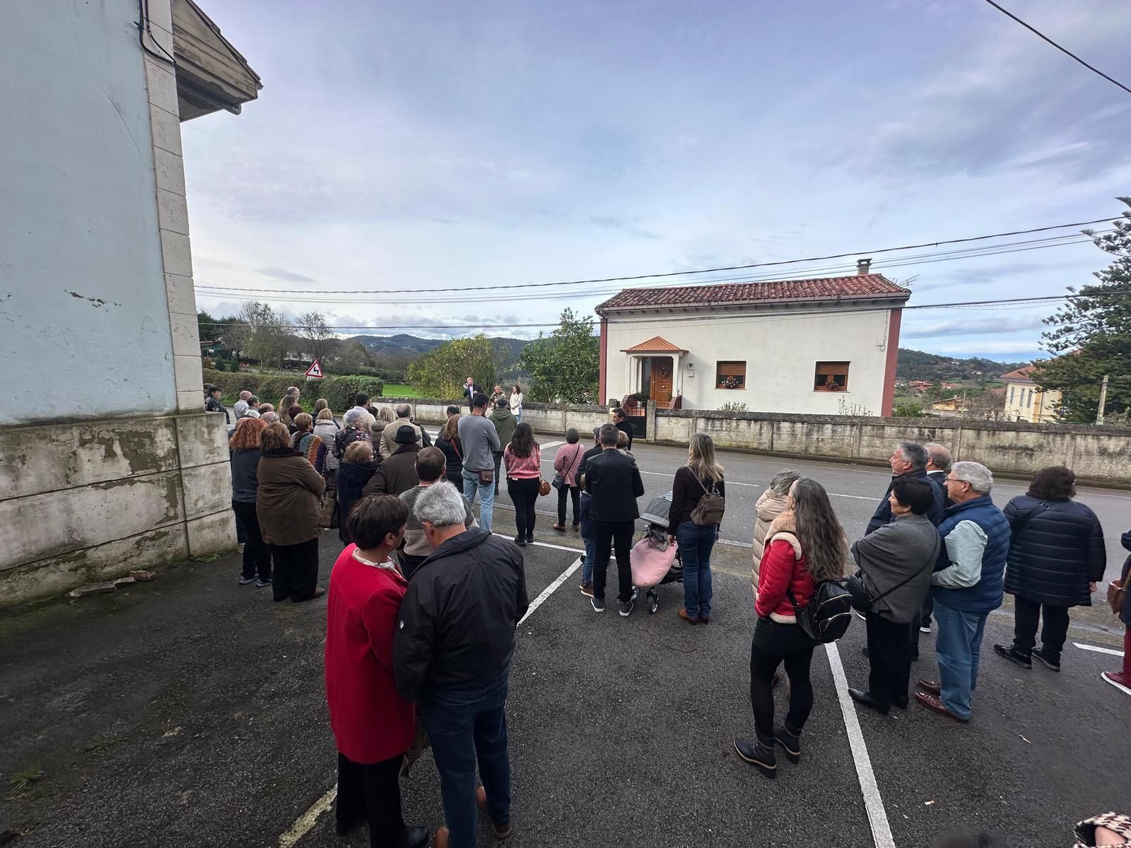 Nueva protesta en San Martín de Luiña por el cierre del consultorio periférico