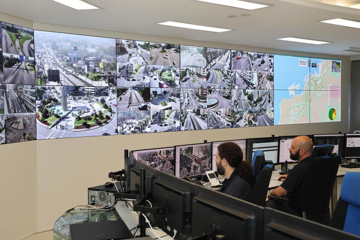 Sala de gestión de la movilidad en el Concello de Vigo.
