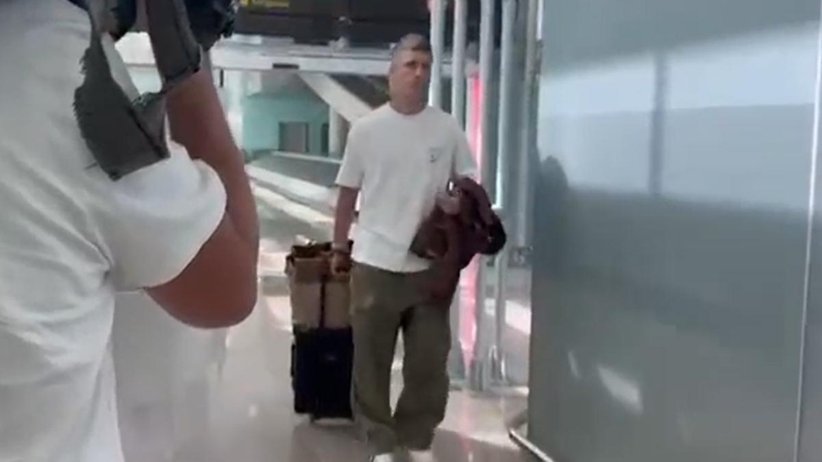 Dani Olmo llega a Barcelona