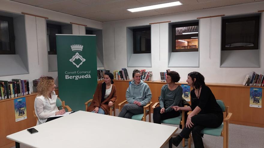 Berga commemora el 8M amb una taula rodona sobre el rol de les dones en l&#039;àmbit de les cures