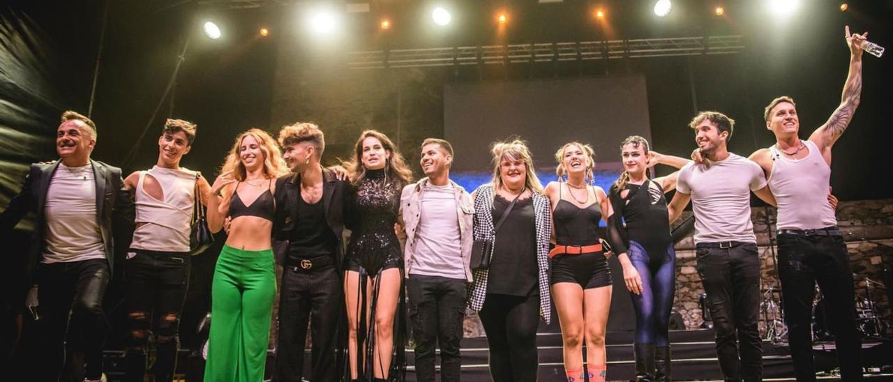 Els protagonistes de l’espectacle «Eufòria en concert» que va servir per abaixar diumenge la persiana de l’edició d’enguany del festival.  | GASPAR MORER