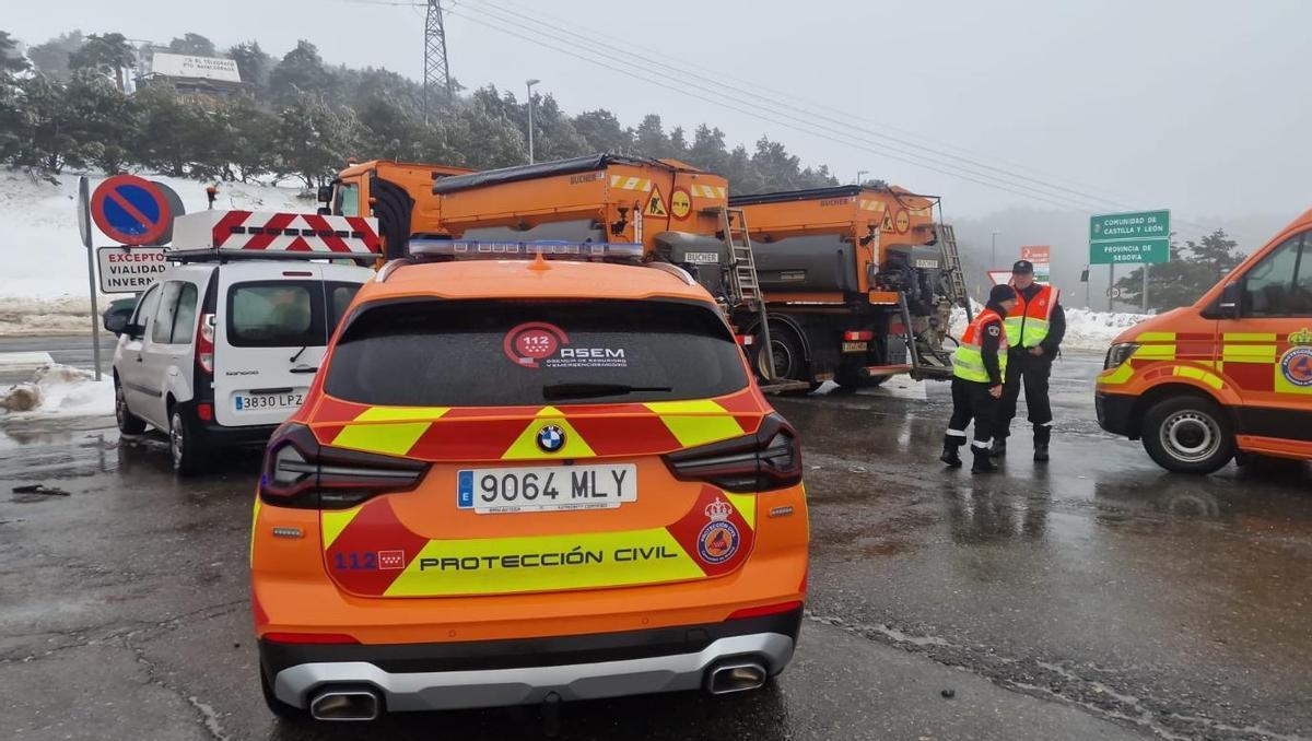 El servicio de emergencias 112 de la Comunidad de Madrid alerta de un riesgo notable de aludes en la Sierra de Guadarrama.