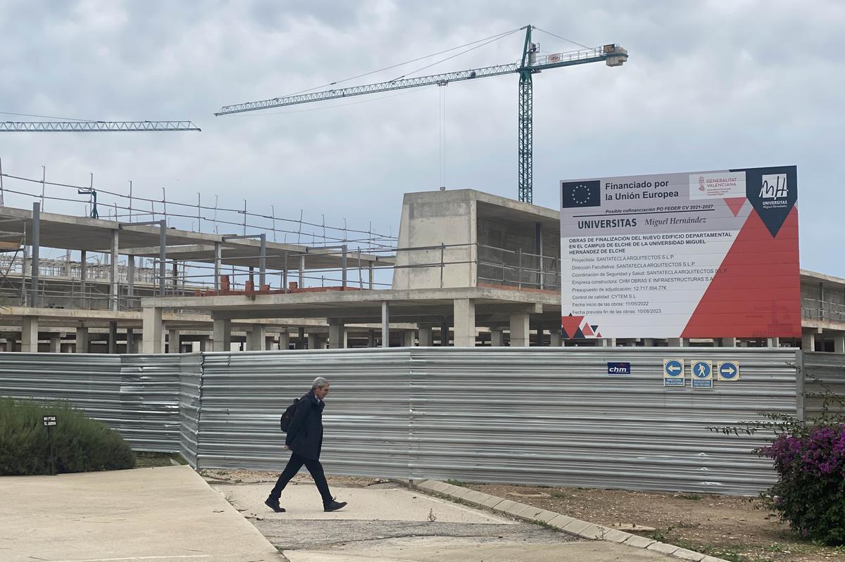 Trabajos de construcción del edificio Valverde de la UMH.