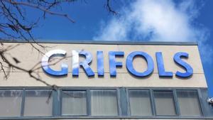 Grifols redueix el 72% el benefici  i s’enfonsa el 35% a la borsa