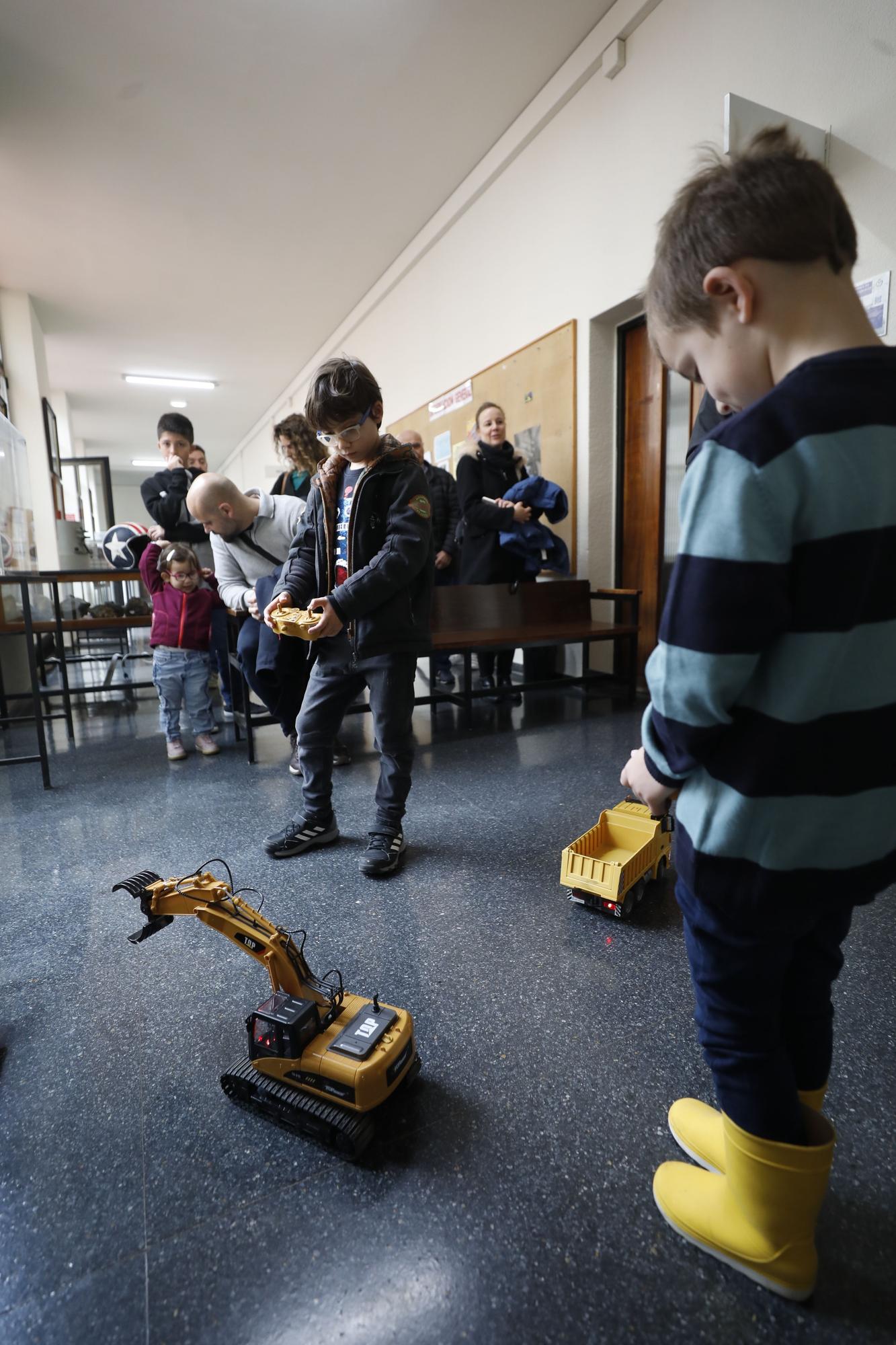 Pequeños buscadores de oro en la Escuela de Minas