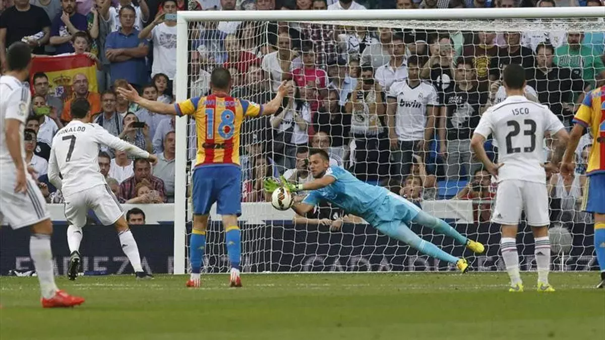 Diego Alves se convirtió en el mayor parapenaltis de la historia de LaLiga