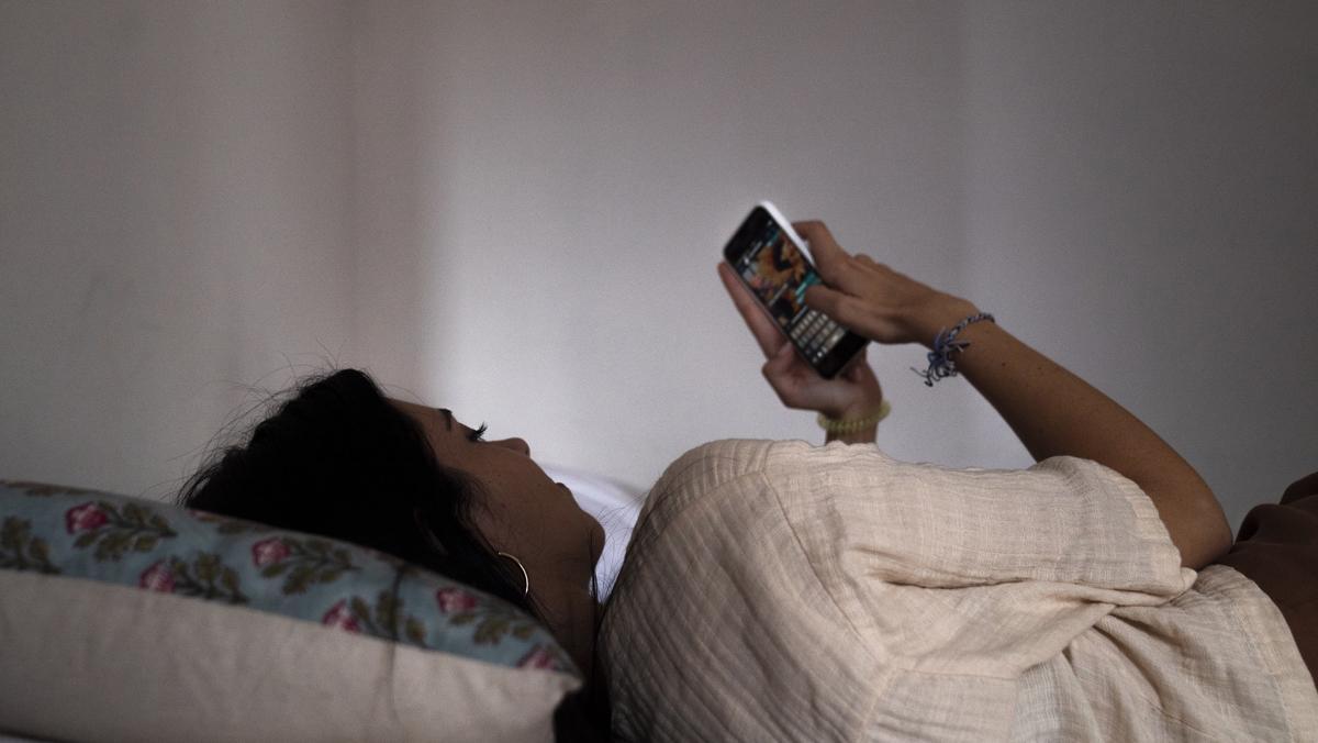 El Ajuntament de Barcelona está comprometido con abordar de manera integral las causas del malestar emocional y la soledad no deseada