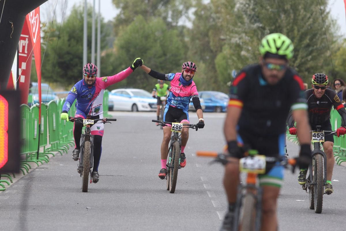 La salida de la cuarta edición de la MTB Diario CÓRDOBA, en imágenes