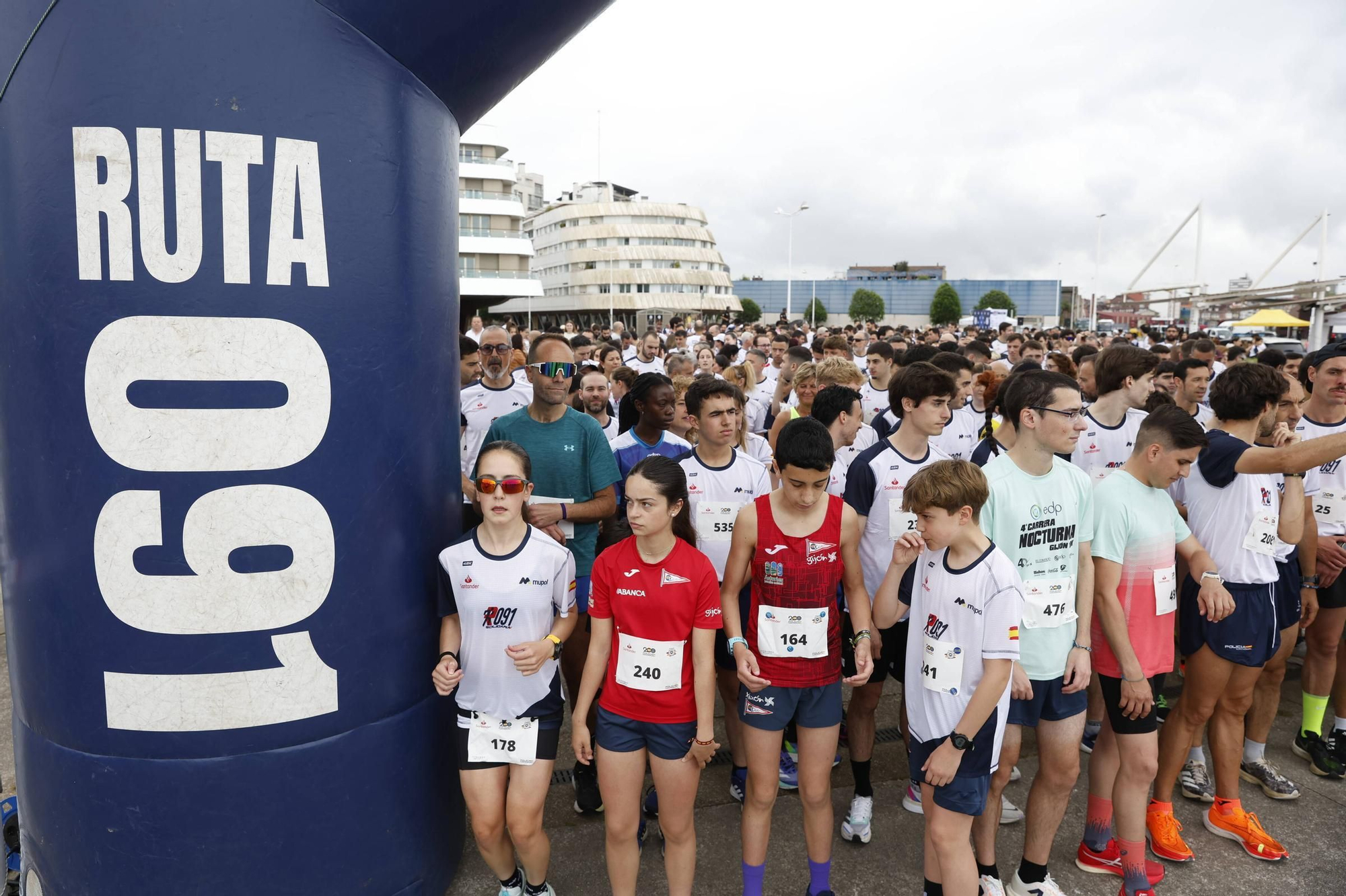 En imágenes: Gijón se vuelca con la "Ruta 091" de la Policía Nacional