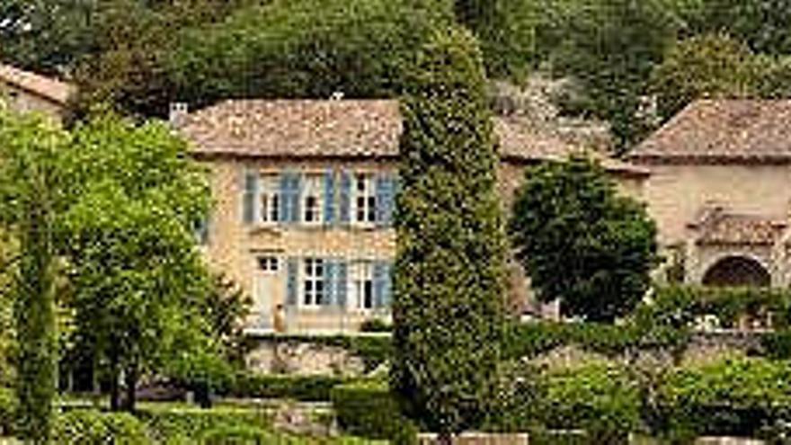 Imagen de archivo tomada el 24 de mayo de 2008 que muestra la villa &quot;Domaine de Miraval&quot;, localizada entre Correns y Chateauvert, al sur de Francia.