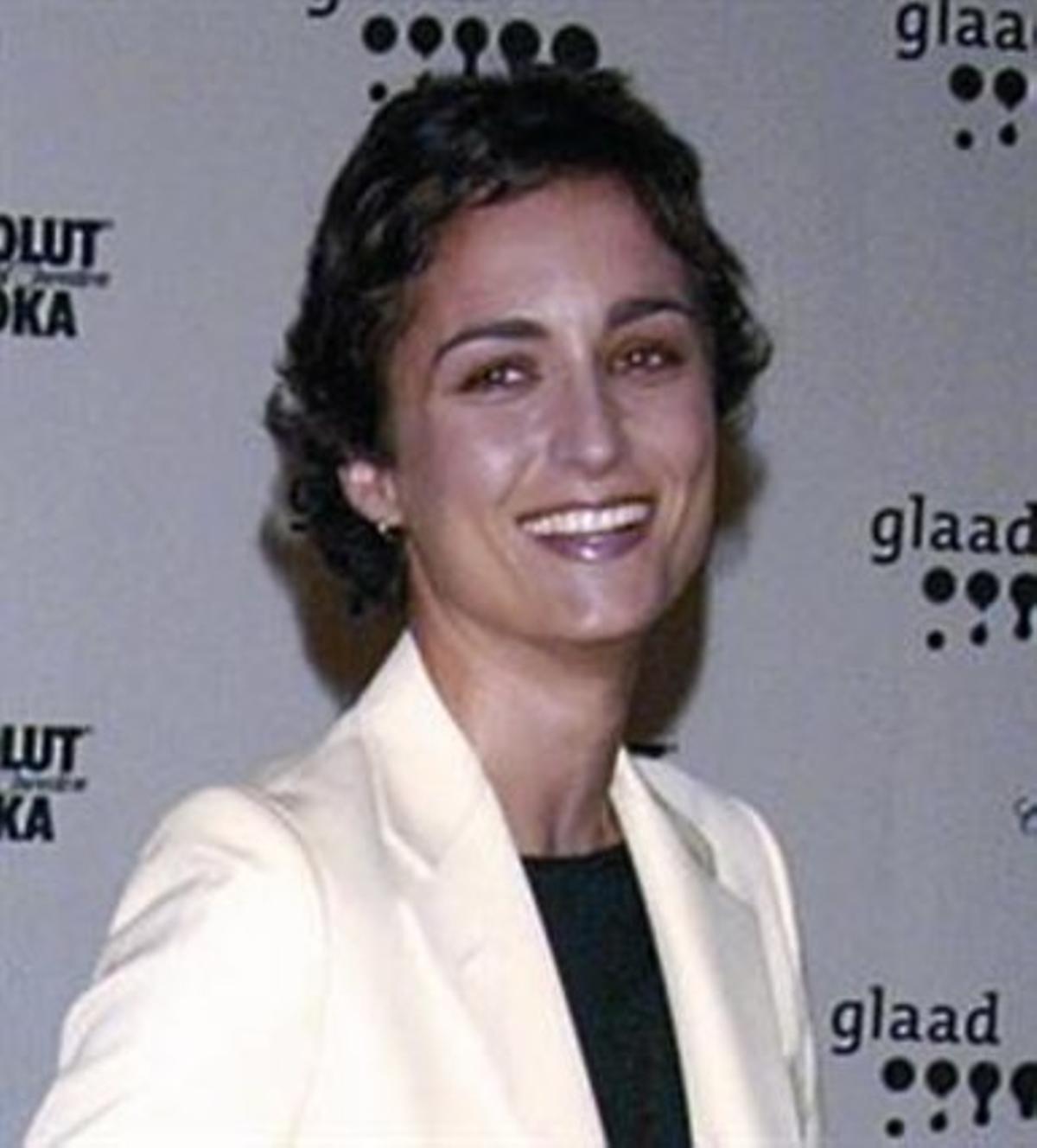 Jodi Foster, a lasilueta. A l’esquerra, Alexandra Hedison, nòvia de l’actriu.