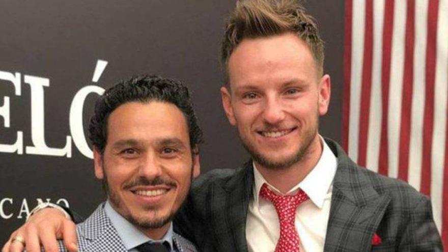 Rakitic enfurece al barcelonismo por ir a la Feria de Abril