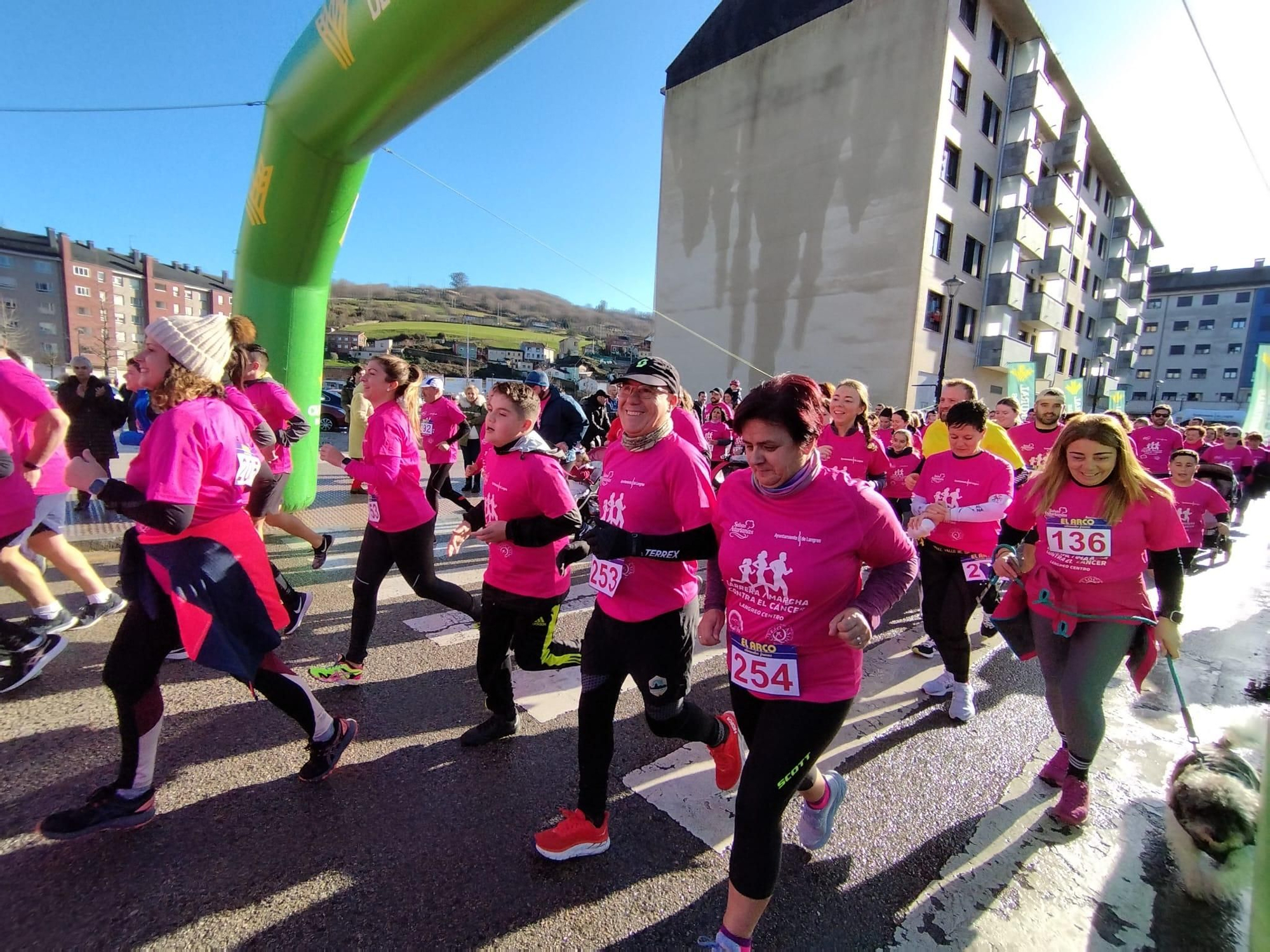 Primera carrera contra el cáncer en Langreo