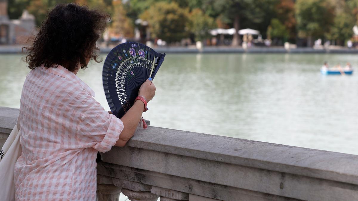 El calor intenso pone en alerta a trece comunidades, dos de ellas en rojo