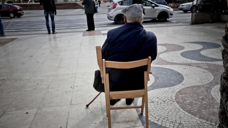 La precariedad laboral y la falta de estímulos frenan la contratación de planes de pensiones